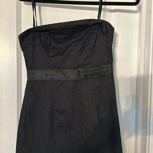 Black cocktail dress Bitten Sara Jessica Parker. A line size 2 with bow